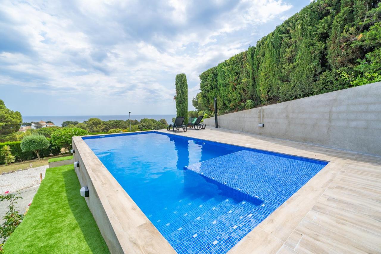 Villa Santa Cristina Lux, Ideal Familias, Frente Al Mar - Cala Treumal Blanes Buitenkant foto